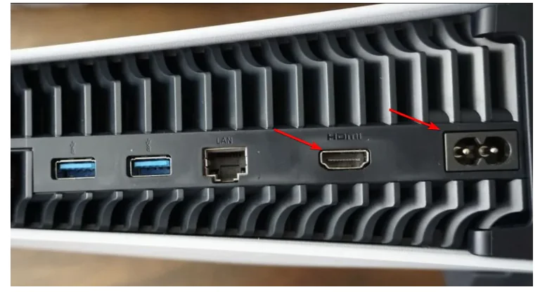 PS5 Turuncu Yanıp Sönüyor