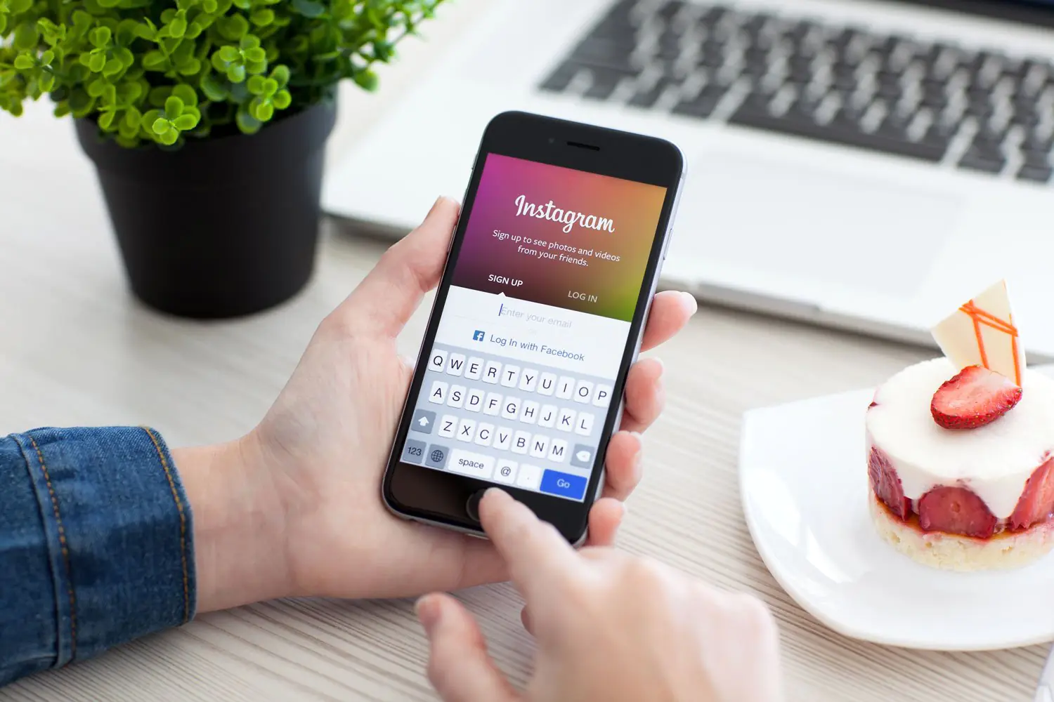 Instagram Hesabını Anıtlaştırma Nasıl Yapılır