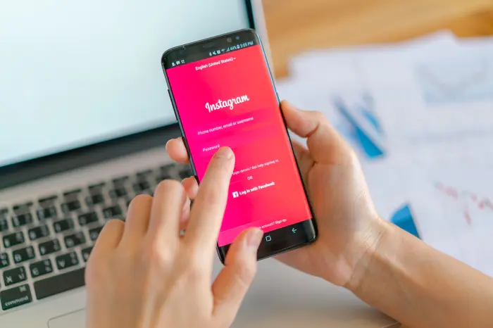Instagram Mesajlarında Çift Dokunma Tepkisini Değiştirme