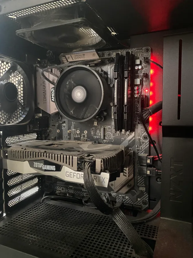 Anakart üzerindeki kırmızı ışığın yanması durumunda uygulanabilecek ekstra çözümler ve öneriler. Görselde, kullanıcıların sorunu çözmek için denemeleri gereken ek yöntemler yer almaktadır. Başlık: