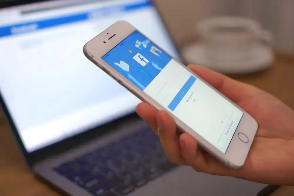 Facebook'ta Kayıtlı Videolar Nasıl Bulunur