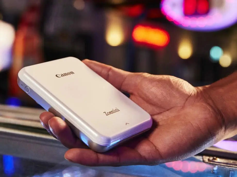 Canon’dan, Akıllı Telefon Boyutunda Baskı Çözümü: ‘Canon Zoe Mini’!
