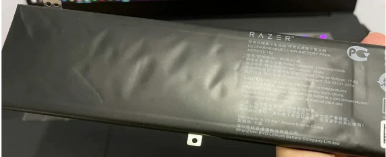 Razer Blade Stealth batarya