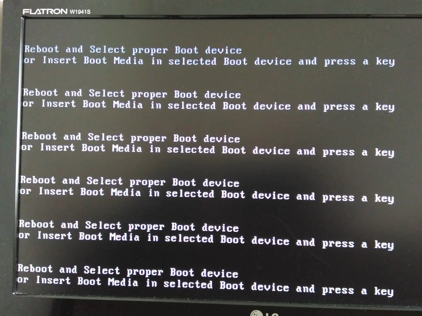 Reboot And Select Proper Boot Device hata mesajı