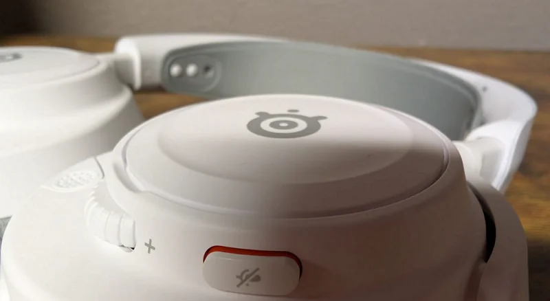 SteelSeries Arctis Nova 7 Gen 2