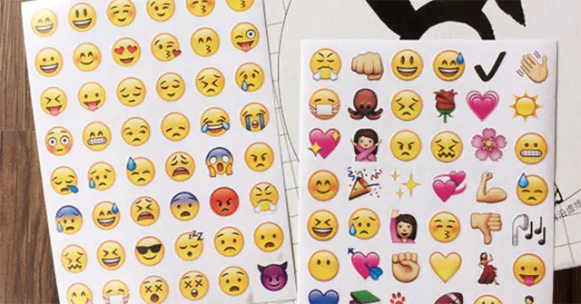 Telegram Kanalına Sticker Ekleme