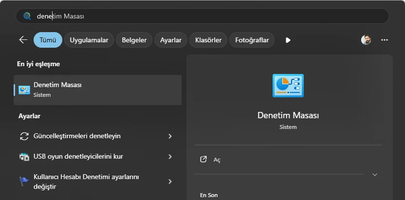 Bilgisayar güç düğmesi ayarları ekranında uyku ve kapatma seçenekleri görüntüleniyor
