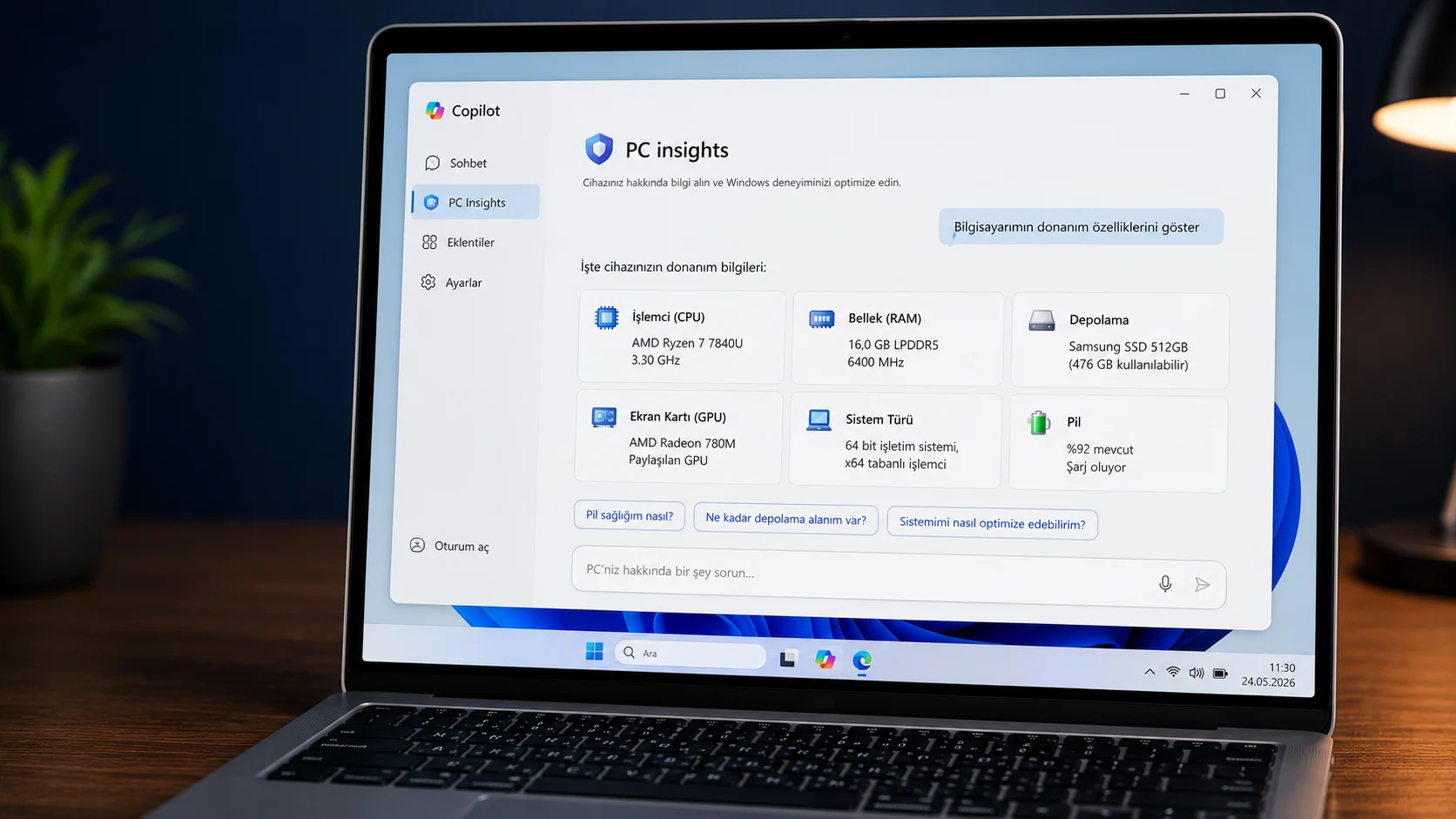 Windows 11 Copilot PC insights özelliği ile bilgisayar donanım bilgilerinin sorgulandığı bir ekran görünümü.