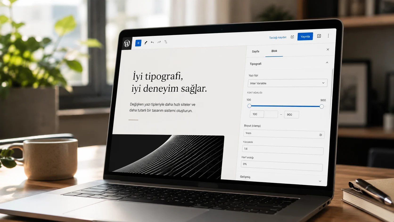 WordPress Temalarında Değişken Yazı Tiplerini Kullanma sürecini yansıtan tipografi çalışma masası