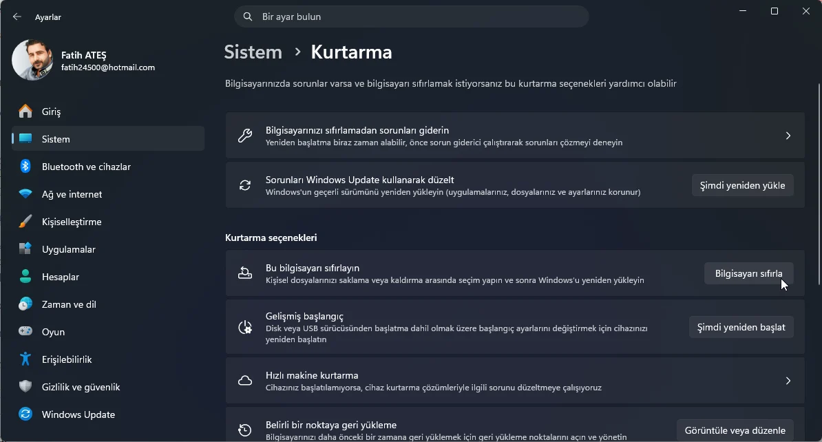 Ayarlar Sistem Kurtarma bölümünde Bilgisayarı Sıfırla butonu