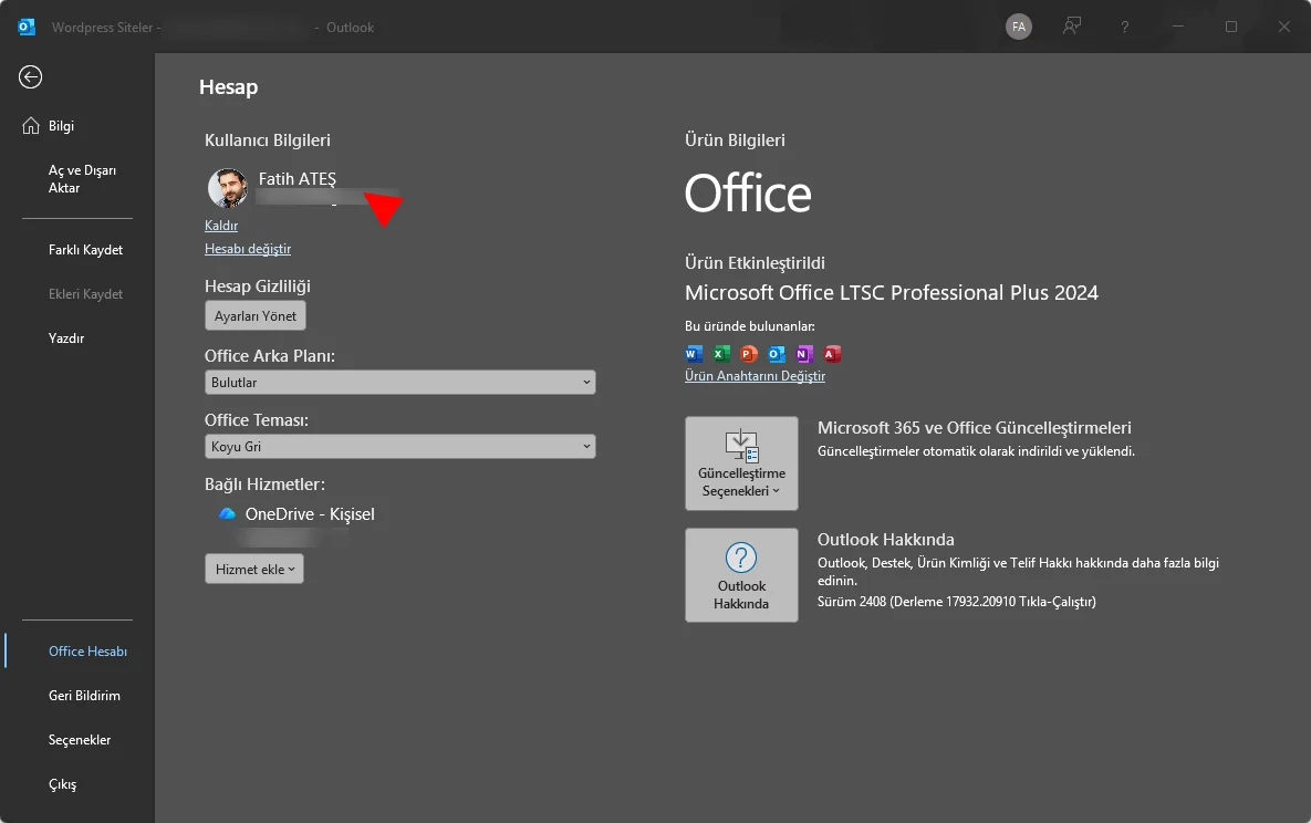 Outlook Office Hesabı ekranında Kullanıcı Bilgileri bölümü