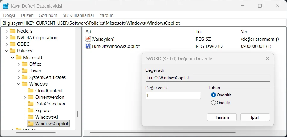 Kayıt Defteri Düzenleyicisi içinde TurnOffWindowsCopilot değerinin sıfır olarak ayarlanması