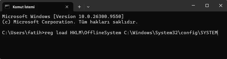 Kurtarma ekranında Komut İstemi'nin açılması ve reg add komutunun çalıştırılması