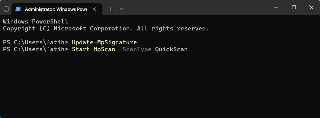 PowerShell penceresinde Termina Start-MpScan -ScanType QuickScan Komutu komutunun çalıştırılması